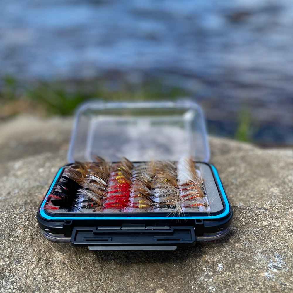KG 120 Hand-Tied Flies Package
