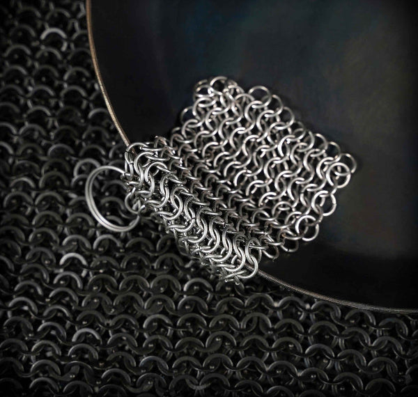 PanArmor - Chainmail Cast Iron Scrubber
